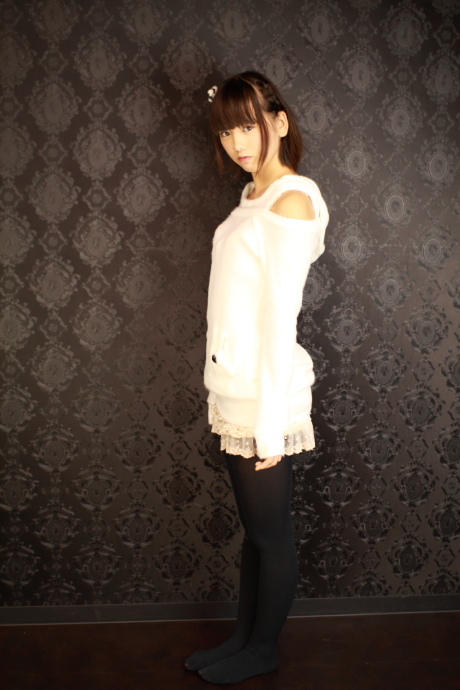 2011122825