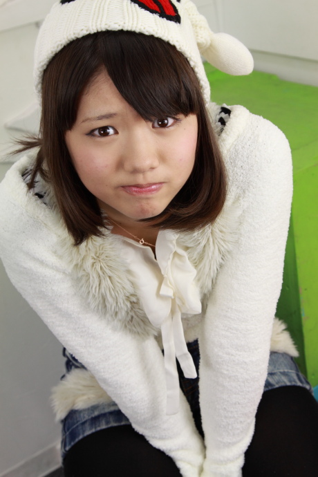 2012040224