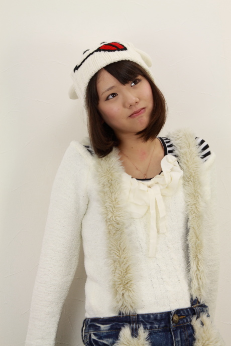 2012040324