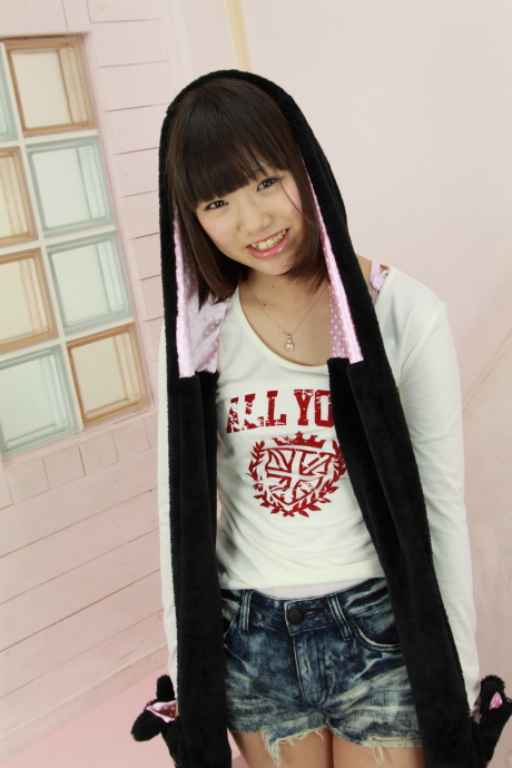 2012040722