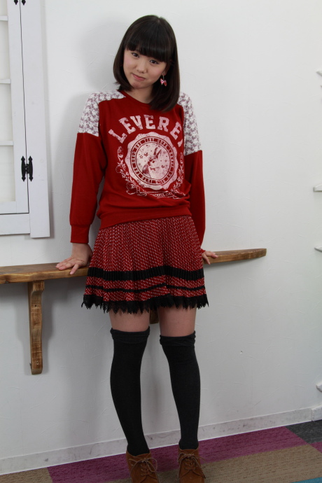 2012042327