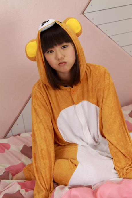 2012042424