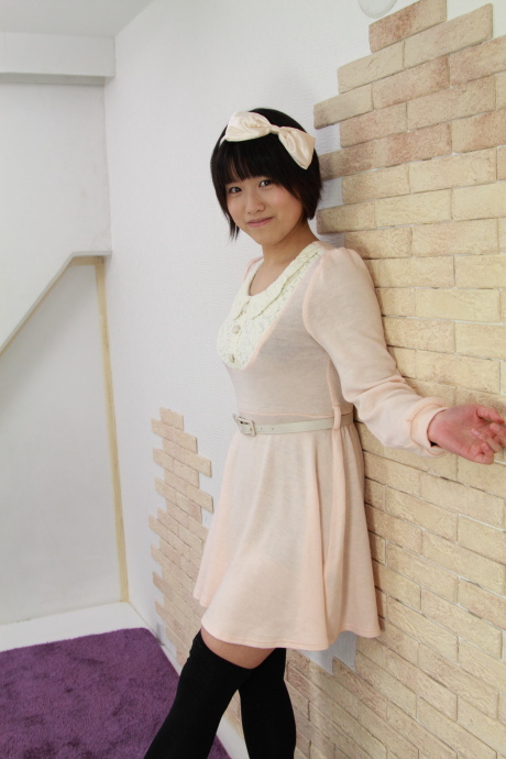 2012042715