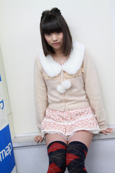 2012042827