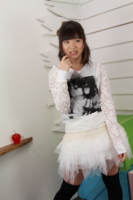 2012052327
